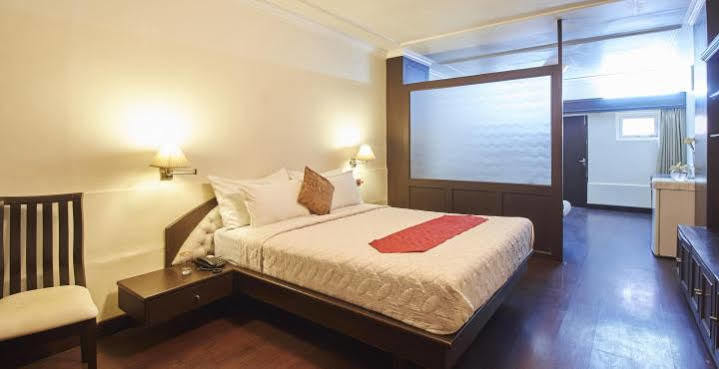 Juhu Hotel Mumbai Exteriör bild